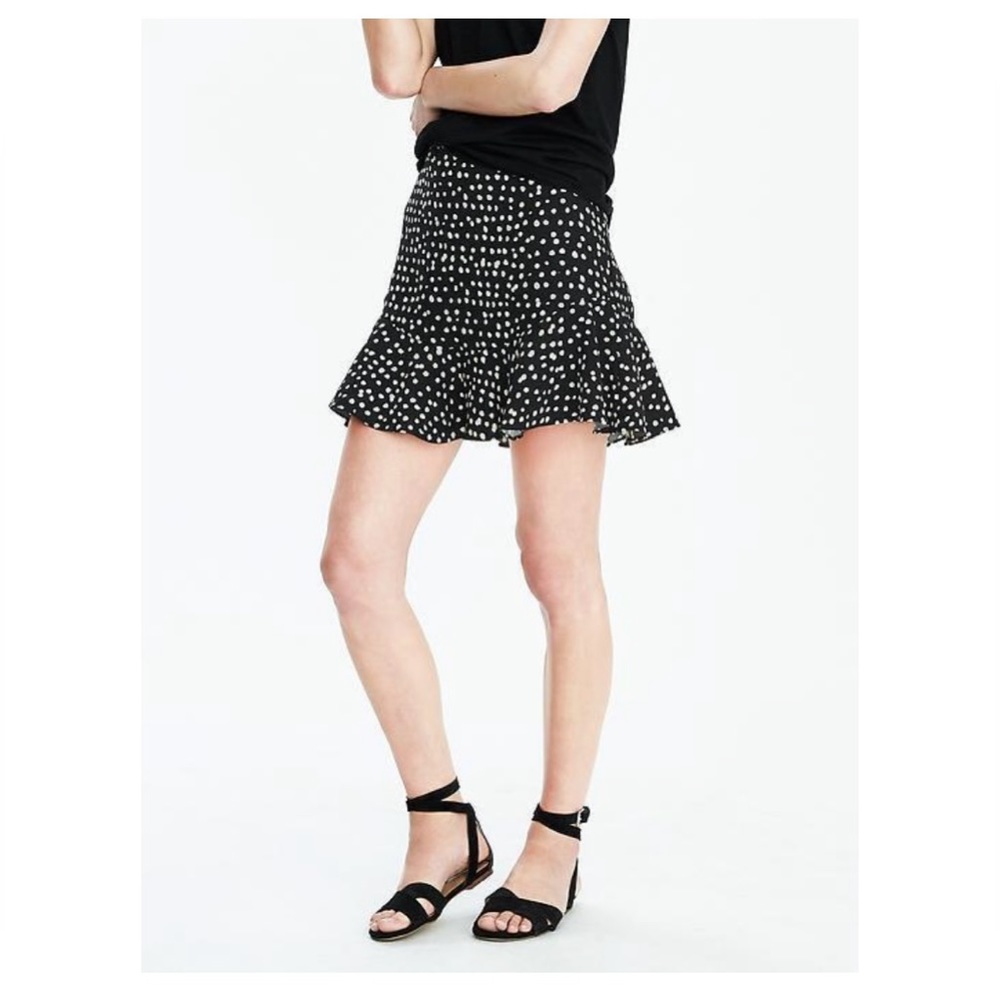 Banana Republic Womens Flounce Mini Polka Dot Skirt- Size 0